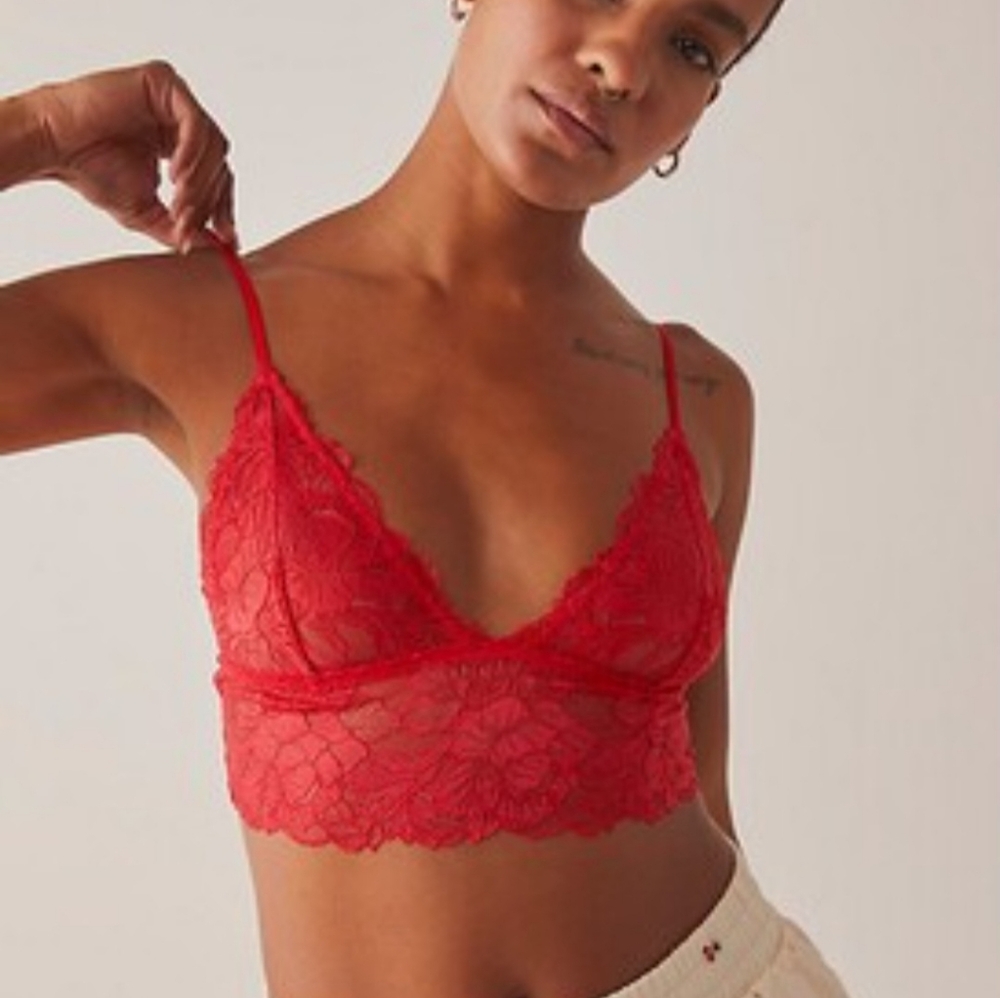 FREE PEOPLE Intimately Everyday Longline Bralette in Neon Red Sz Small